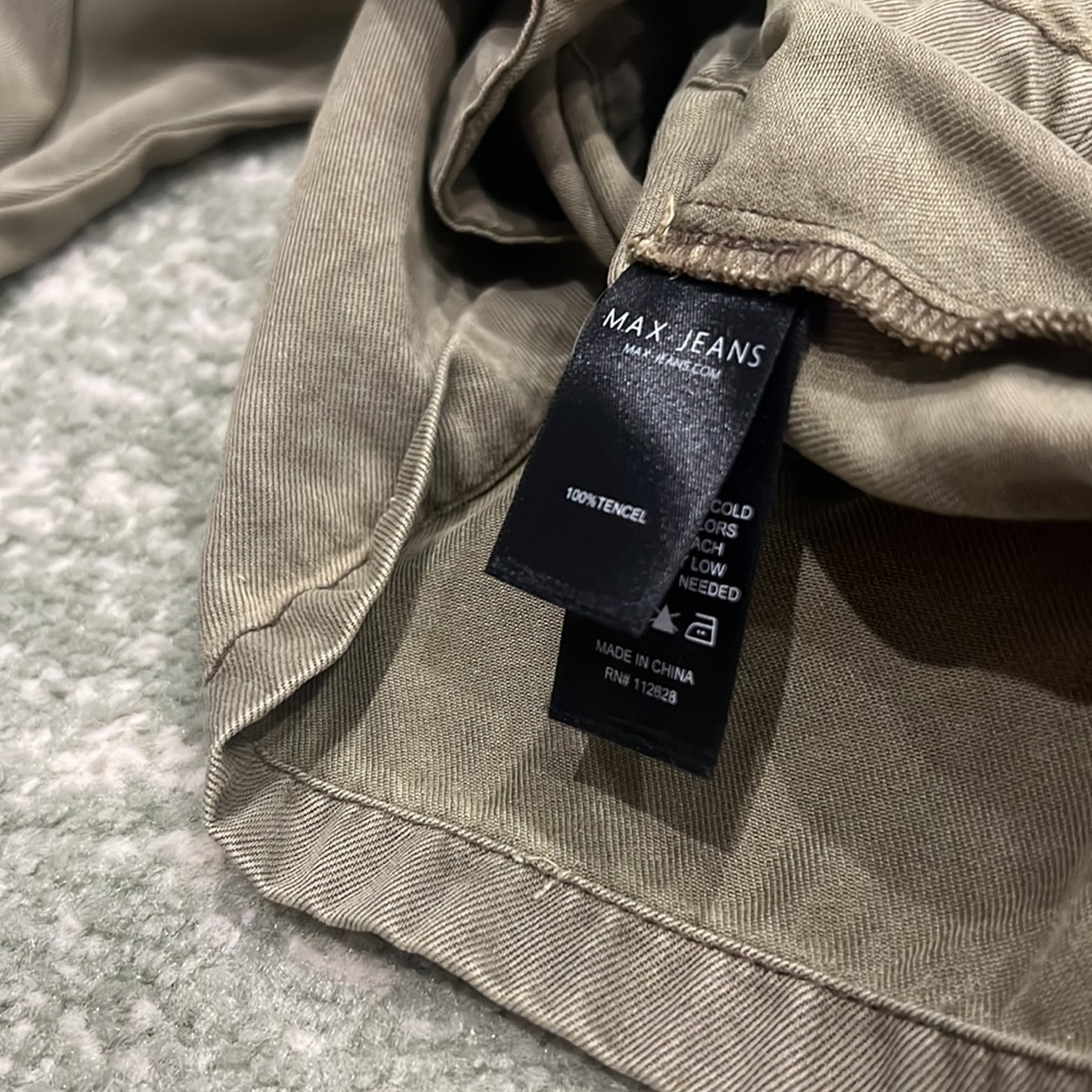 Distressed Army Green Jacket - Picture 9 of 9